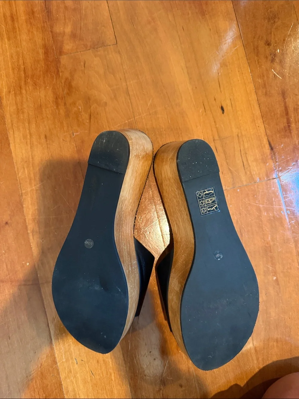 Tory Burch Black Leather Logo Slide Mules.  Never Worn!